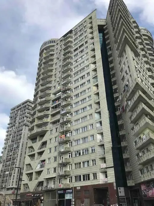 Great Two Bedroom Apartment In Central باتومي 0*,  جورجيا